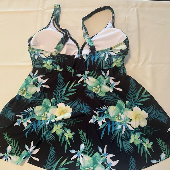 Ladies Multicolor Swim Top - Picture 4 of 6